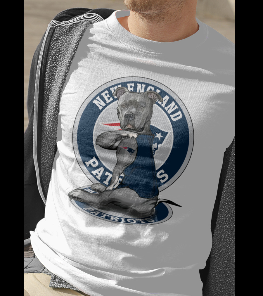 New England Patriots Pitbull Fan T-Shirt