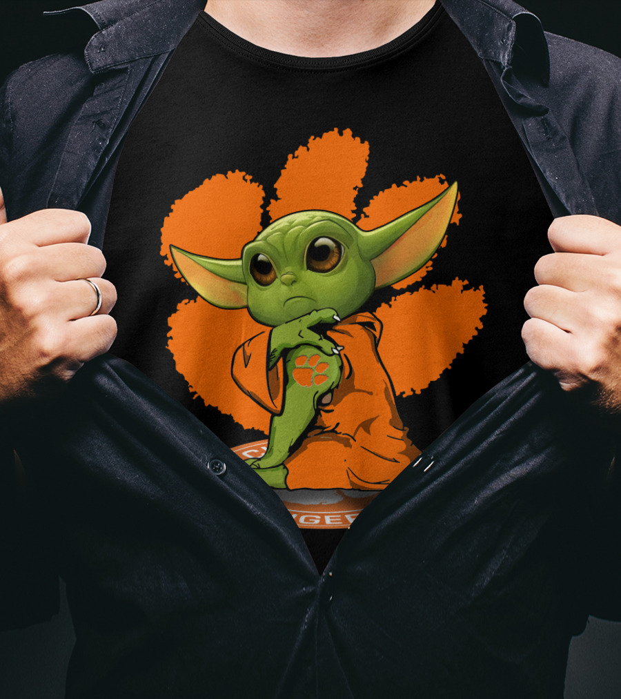 Clemson Tigers Baby Yoda Paw Prints T-Shirt