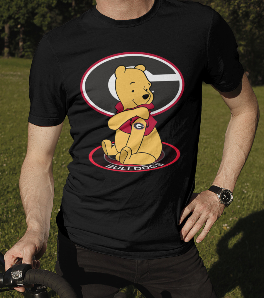 Winnie Pooh Georgia Bulldogs Fan With Logo And Jacket T-Shirt