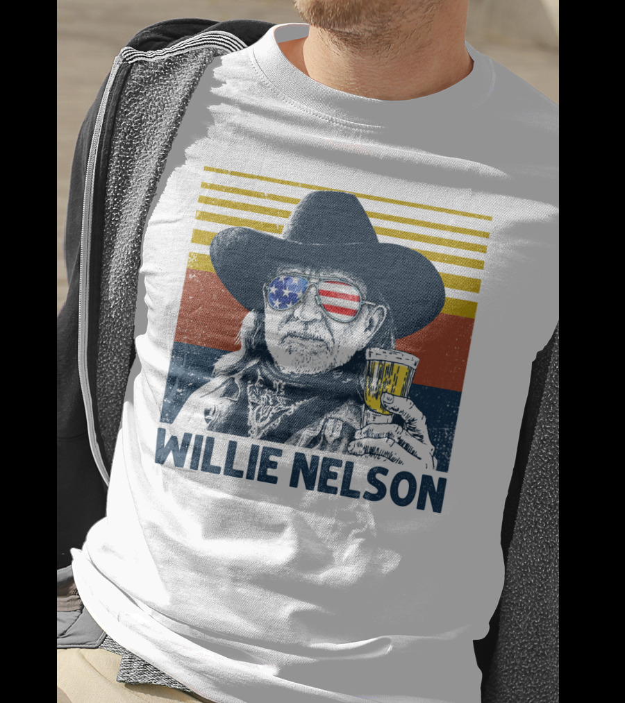 Willie Nelson USA Flag Sunglasses Beer Stripes T-Shirt