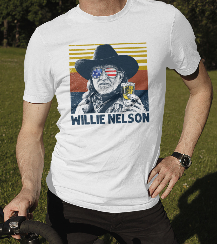 Willie Nelson USA Flag Sunglasses Beer Stripes T-Shirt