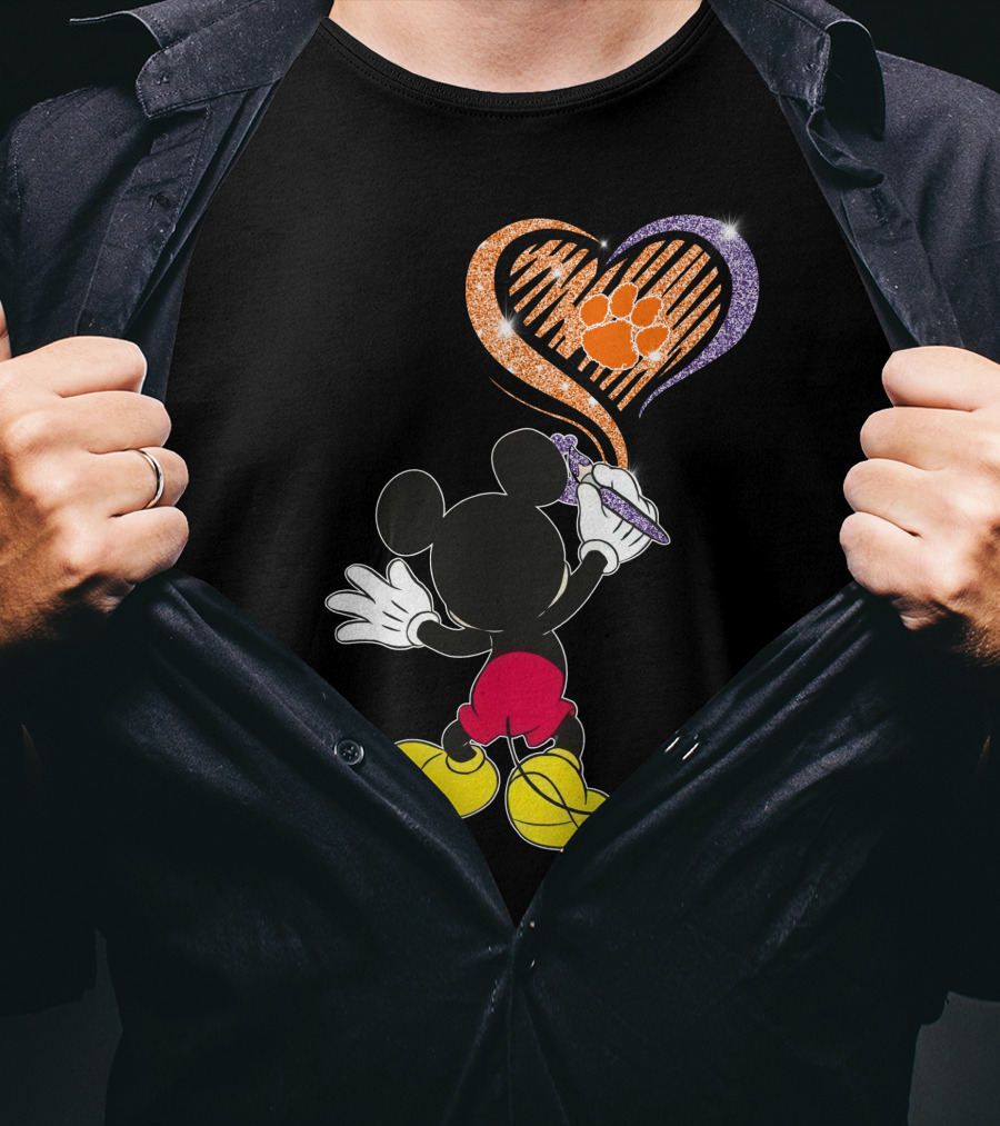 Mickey Painting Clemson Tigers Paw In Heart Shape T-Shirt