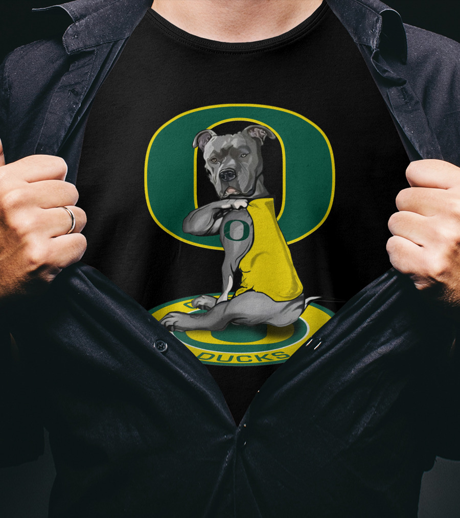 Oregon Ducks Bulldog With Yellow Vest And University T-Shirt