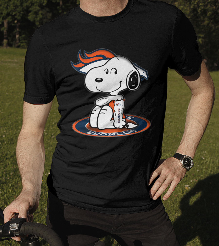 Snoopy Denver Broncos Fan T-Shirt