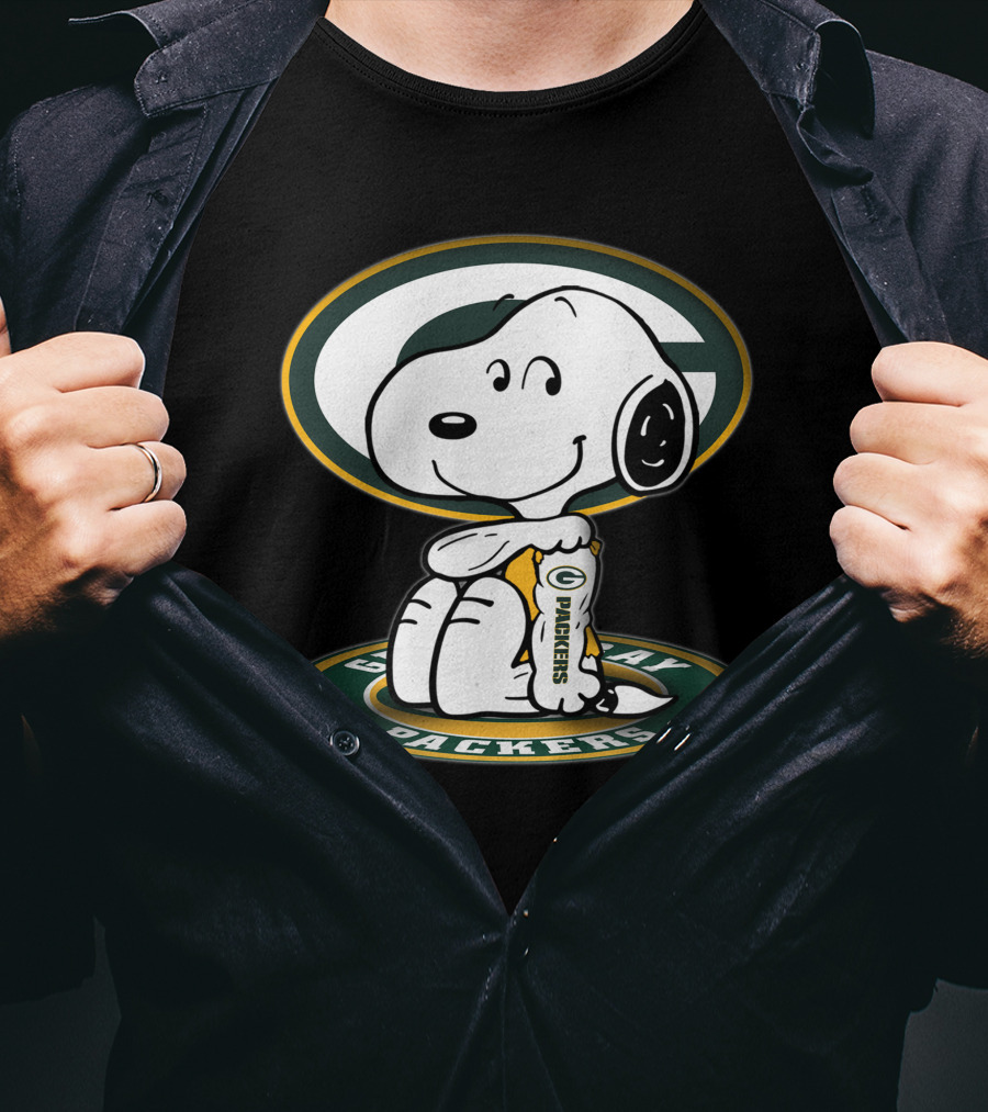 Snoopy Holding Green Bay Packers Logo Football Jerseys T-Shirt