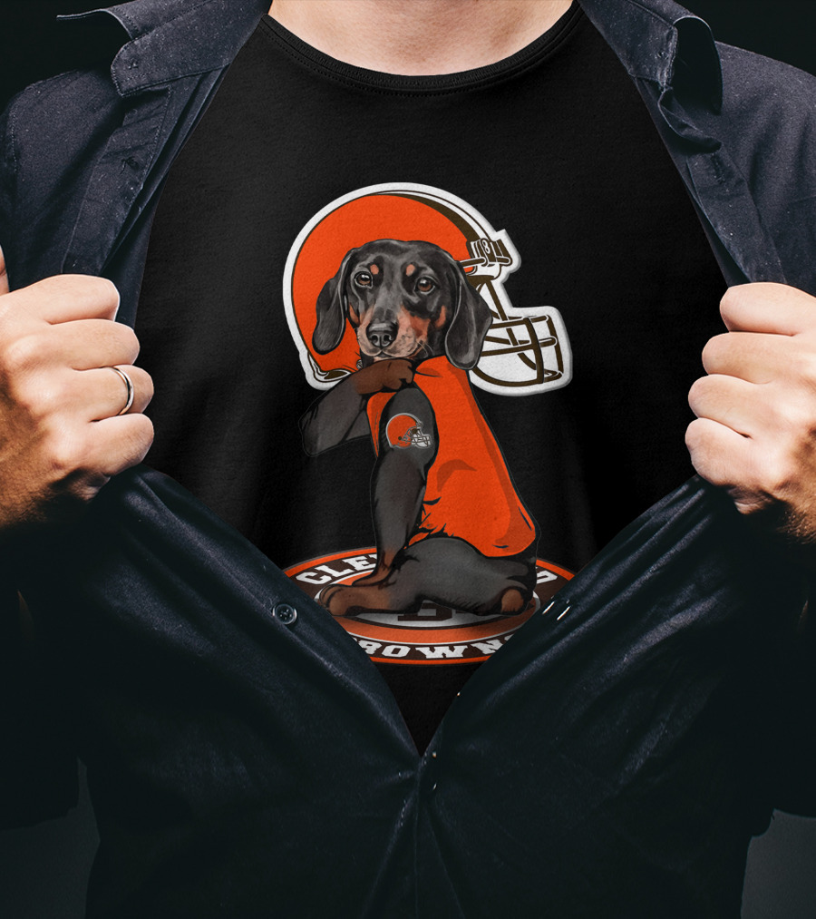 Cleveland Browns Dog In Football Helmet And Jersey T-Shirt