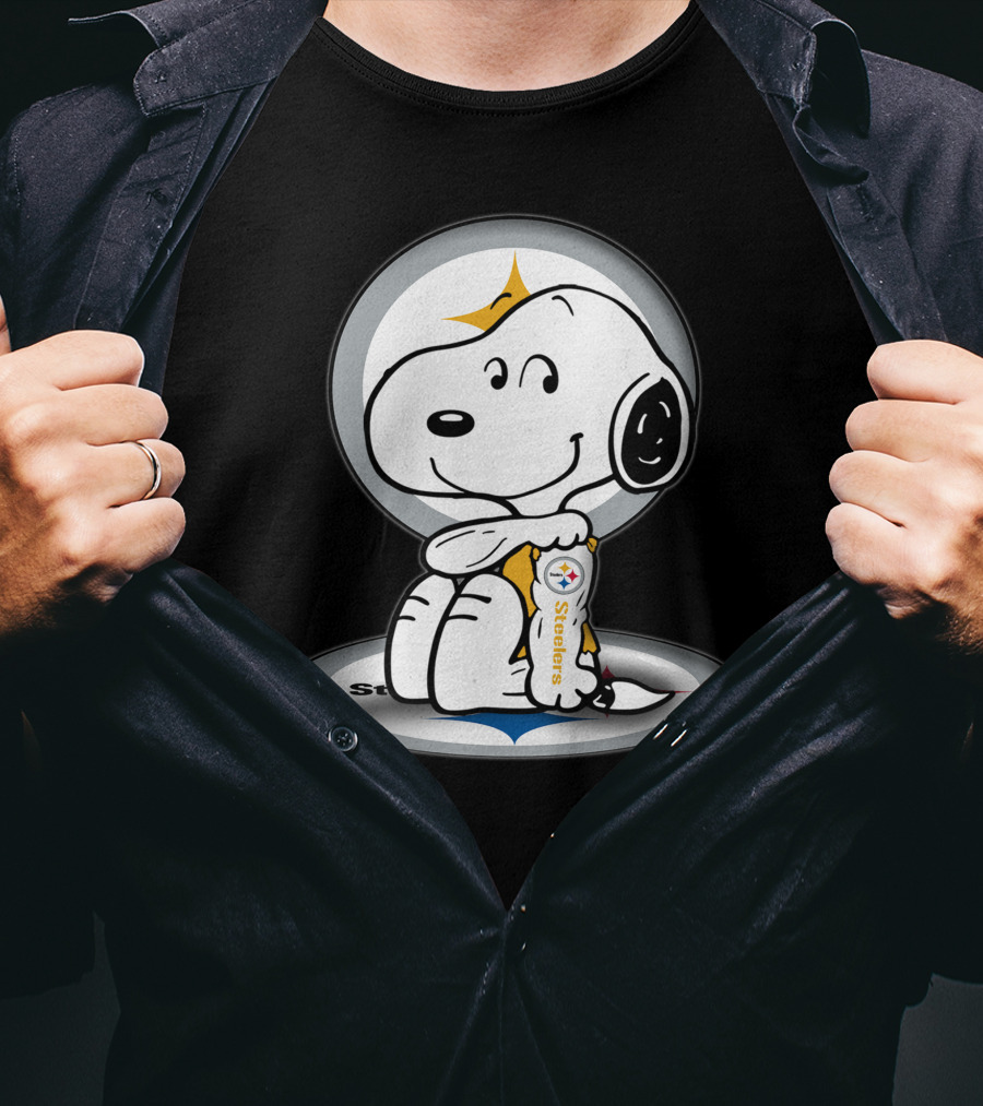 Snoopy Holding Pittsburgh Steelers Football T-Shirt