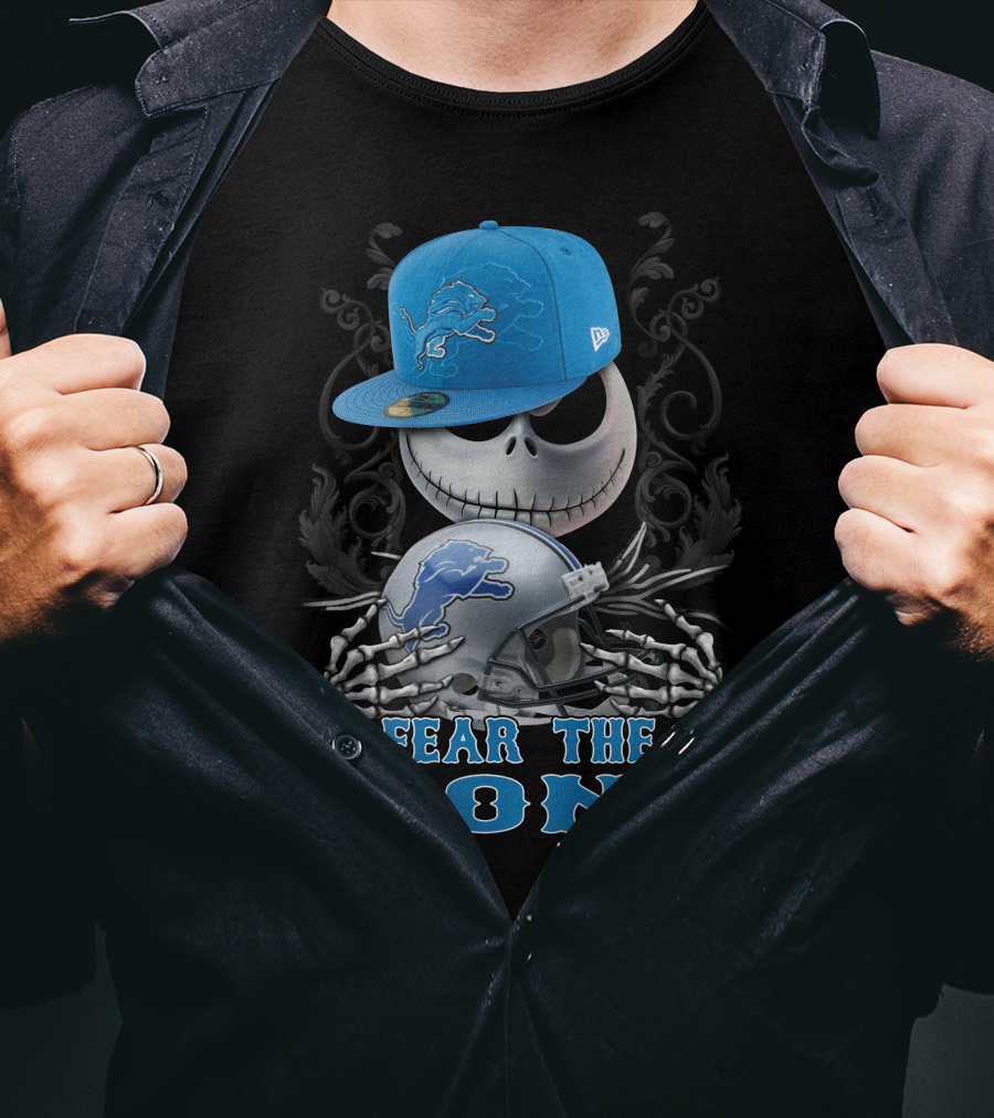 Fear The Lions Skull With Detroit Lions Cap And Helmet T-Shirt