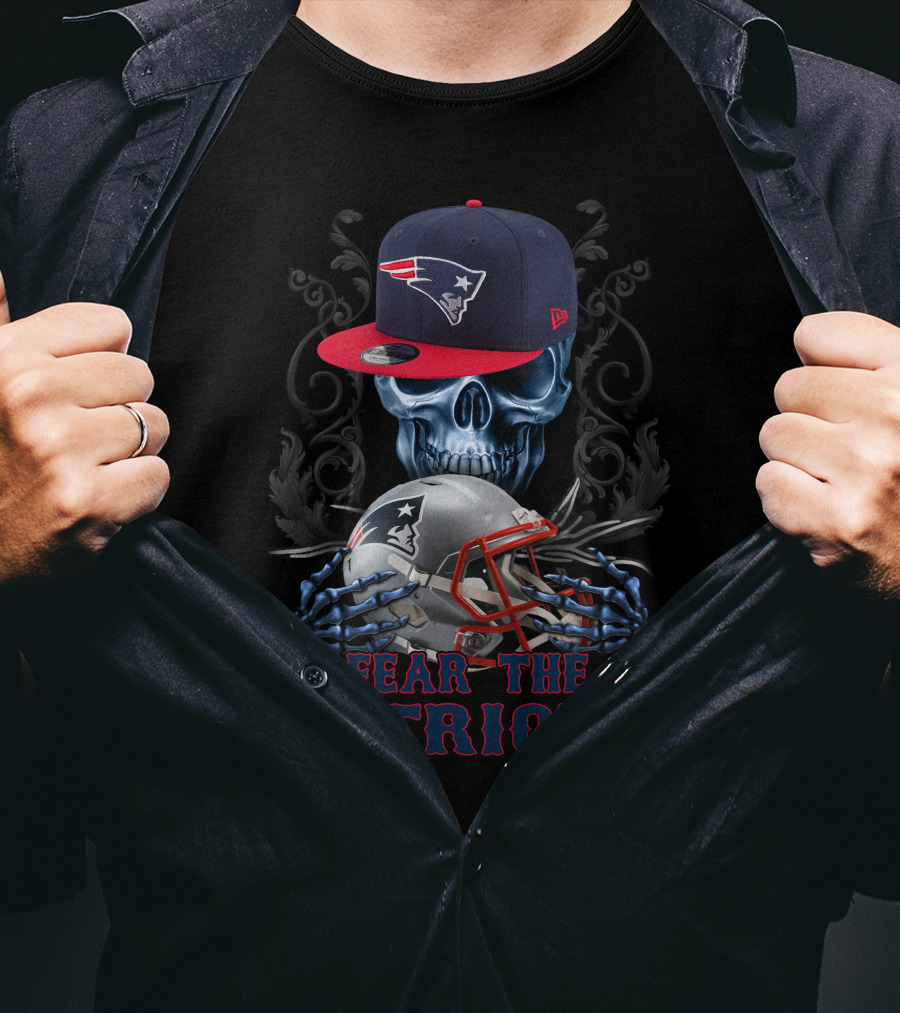 Fear The Patriots New England Patriots Skull And Helmets T-Shirt