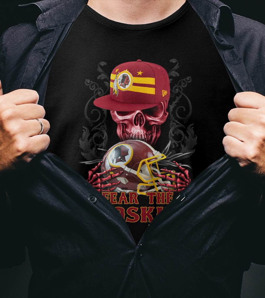 Fear The Redskins Skull With Helmet And Cap T-Shirt