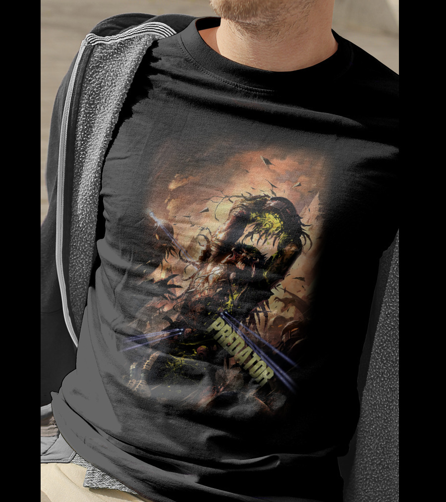 Predator Alien Creature Battle Scene T-Shirt