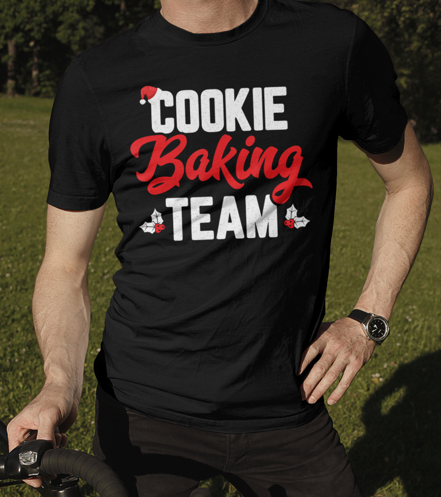 Cookie Baking Team Santa Hat Holly Christmas T-Shirt