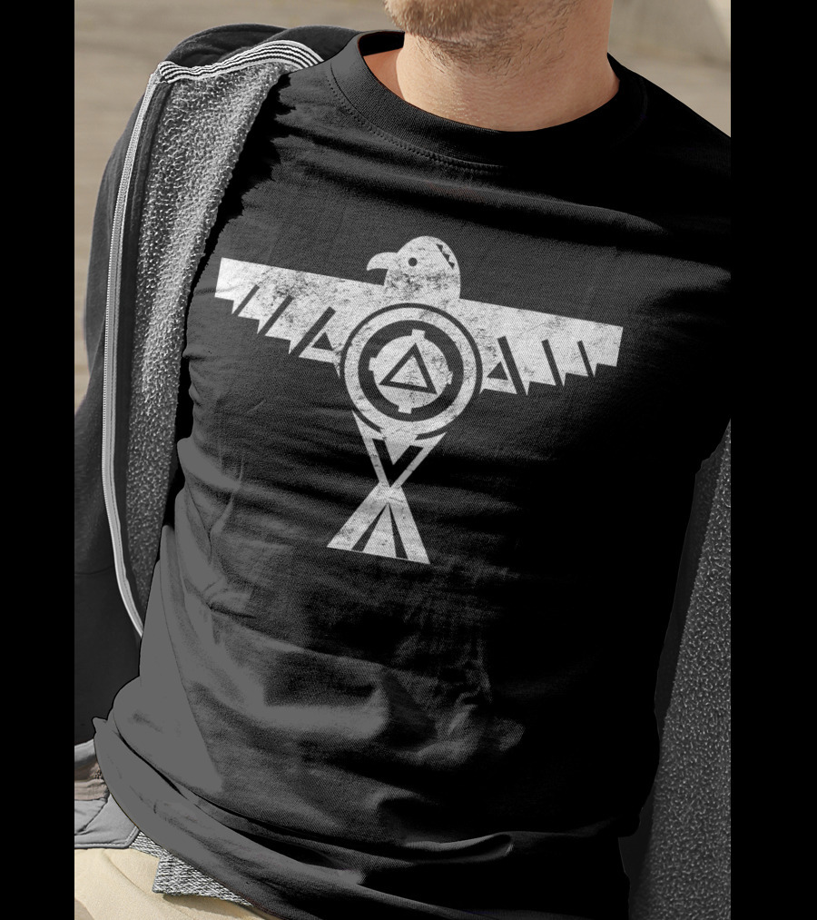 Cool Native American Sacred Bird Symbol Thunder Bird Shape T-Shirt