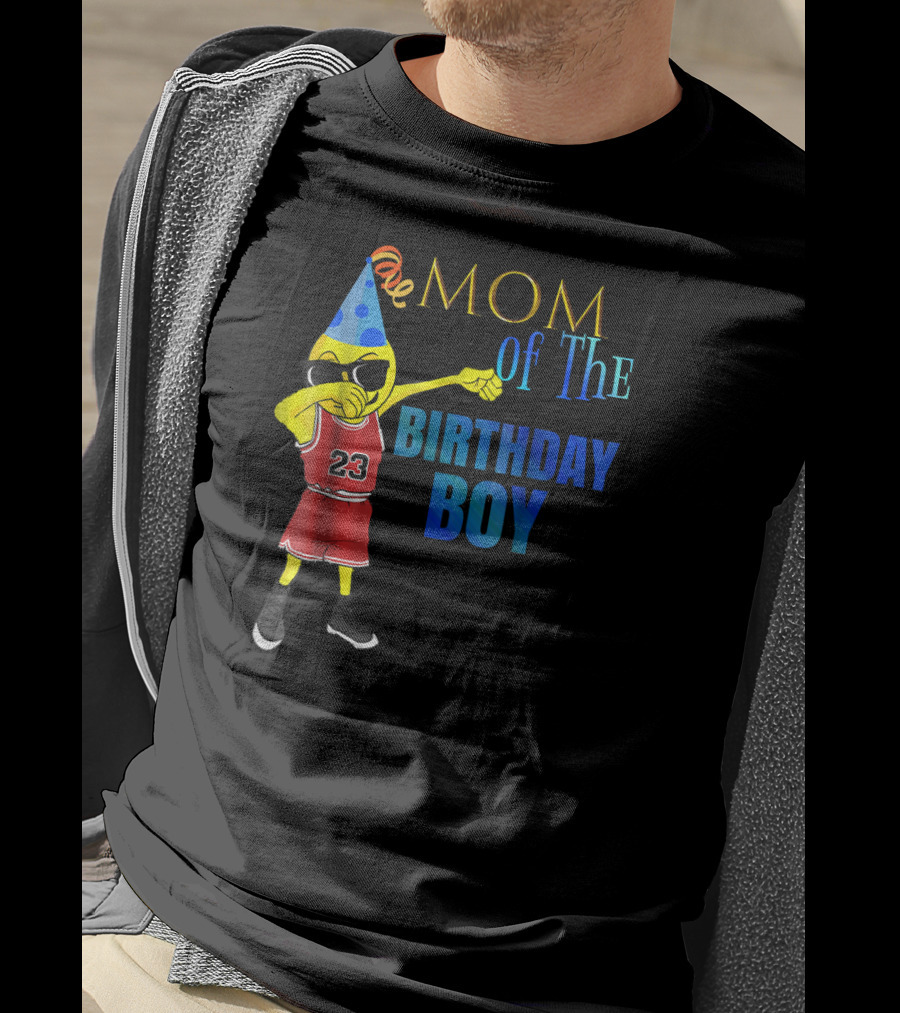 MOM OF THE BIRTHDAY BOY Dabbing Emoji Basketball 23 Party Hat T-Shirt