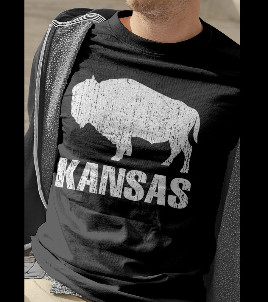 Distressed Kansas State Buffalo T-Shirt