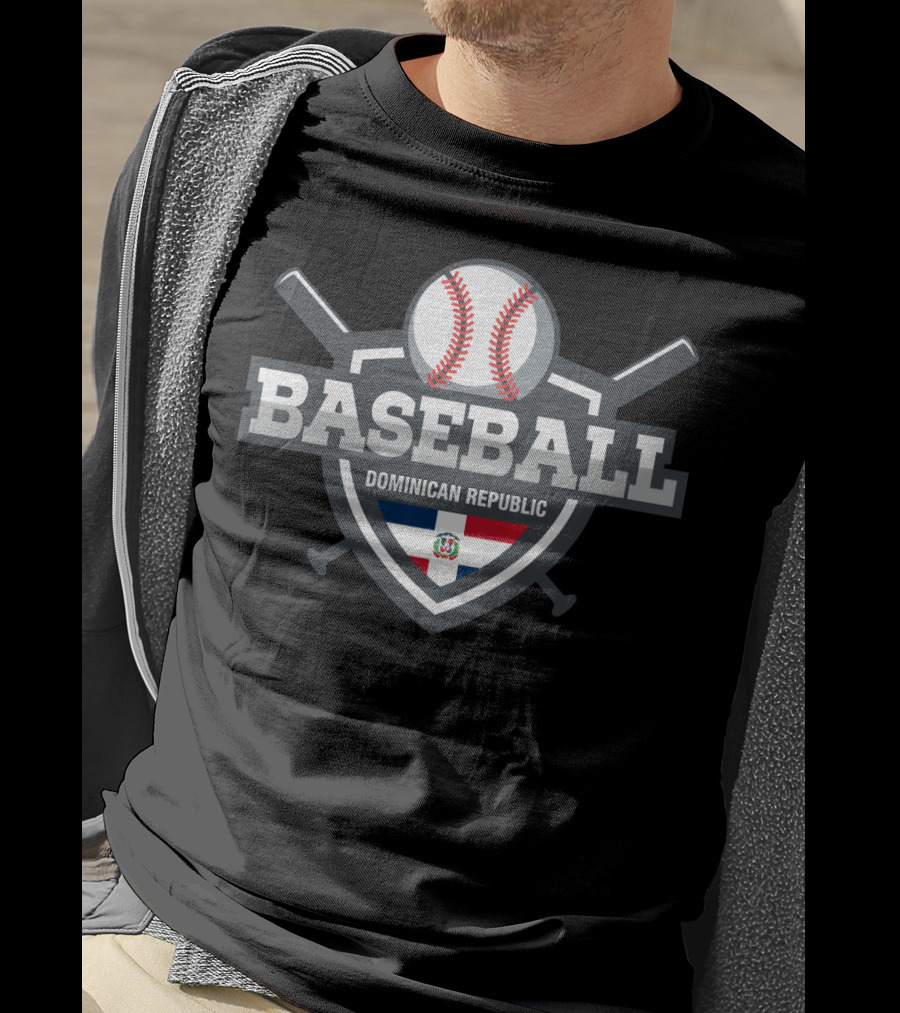 Dominican Republic Baseball Shield With Bats And Flag T-Shirt