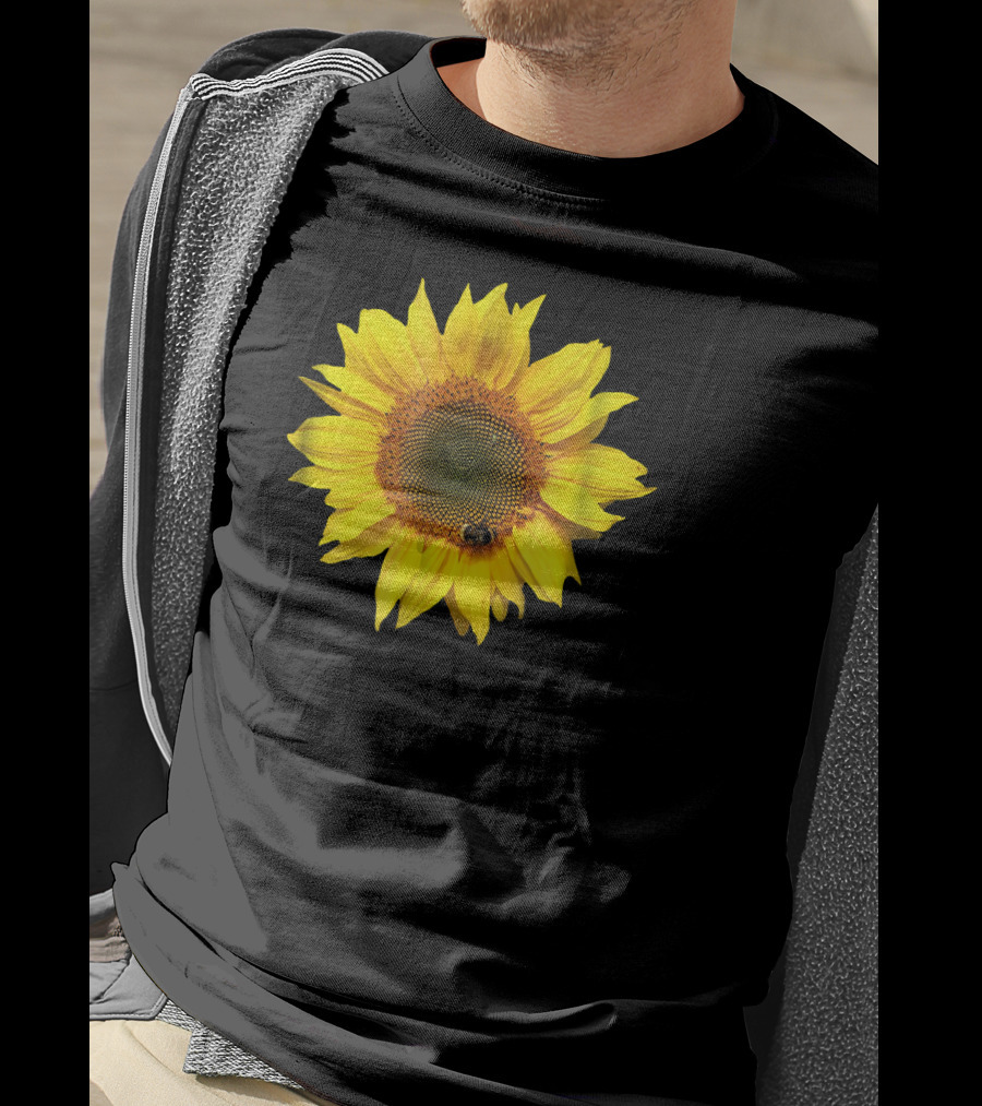 Sunflower With Bee On Petal Flower Nice T-Shirt