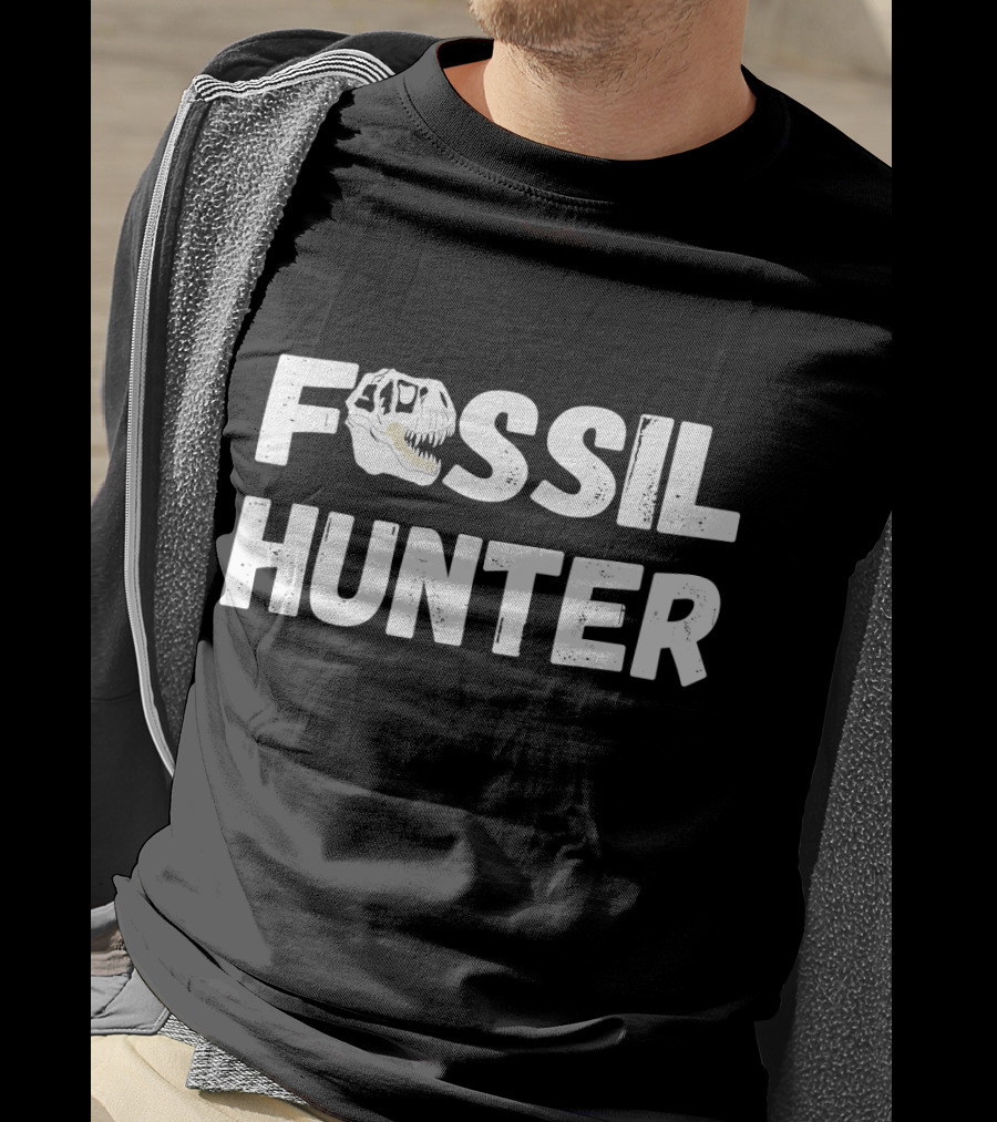 Fossil Hunter Dinosaur Archeology T-Rex Skull T-Shirt