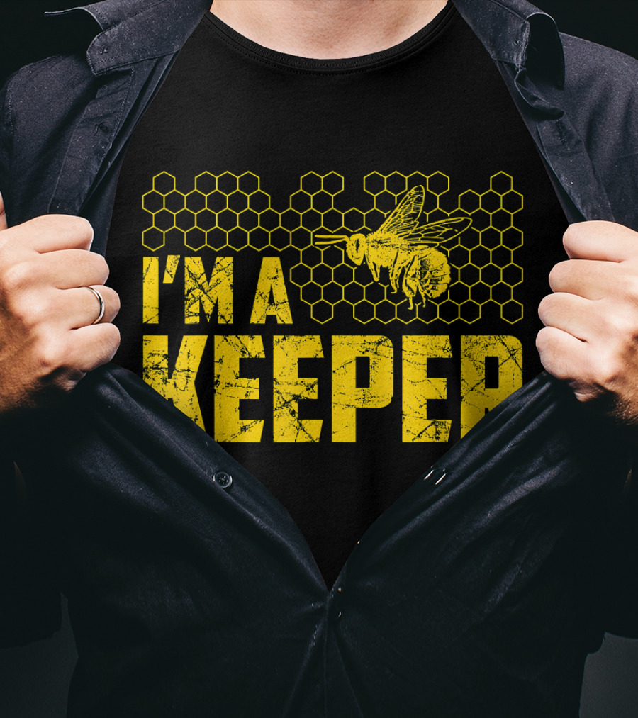 I'm A Keeper Beekeeping Honeycomb Bee T-Shirt