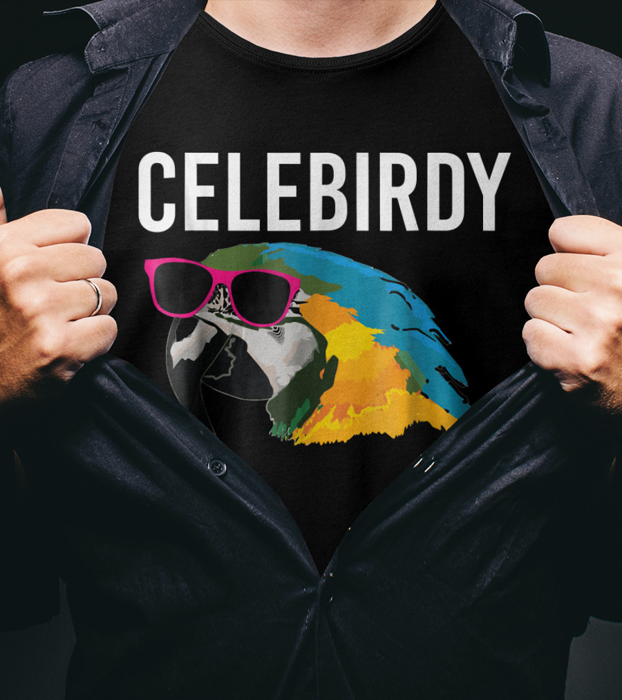 Celebirdy Funny Bird Lover Macaw Parrot Head With Sunglasses T-Shirt