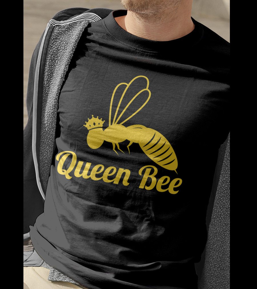 Queen Bee Funny Beekeeper Beekeeping T-Shirt