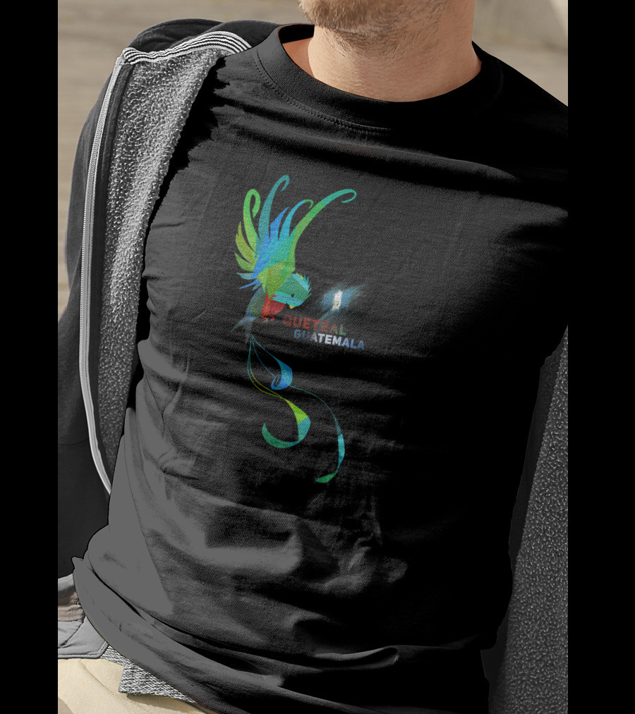 Quetzal Guatemala Vibrant National Bird T-Shirt