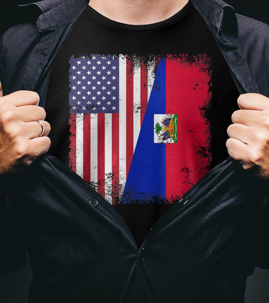 Half Haitian Flag Vintage Haiti U USA Grunge Style Flag Fusion T-Shirt