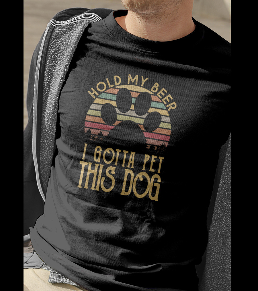 Hold My Beer I Gotta Pet This Dog Paw Print Retro T-Shirt