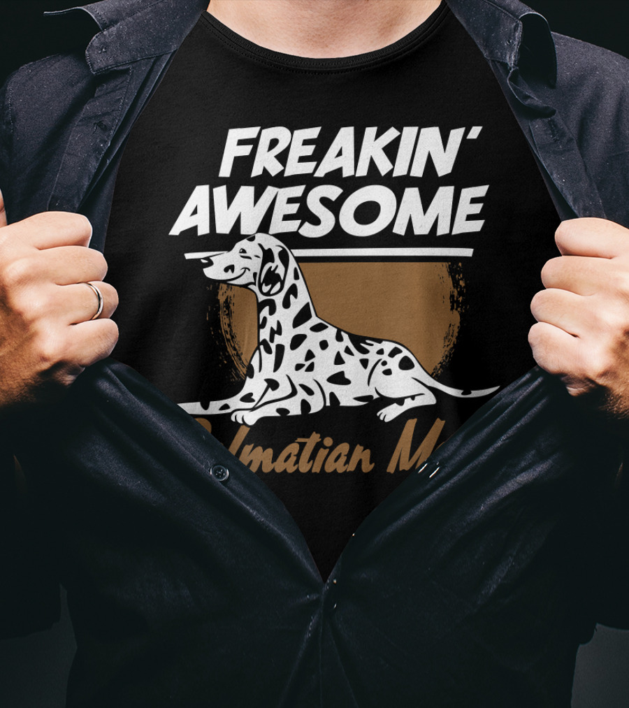 Freakin' Awesome Dalmatian Mom Dog Owner Women Pet Animals Dog Breed T-Shirt