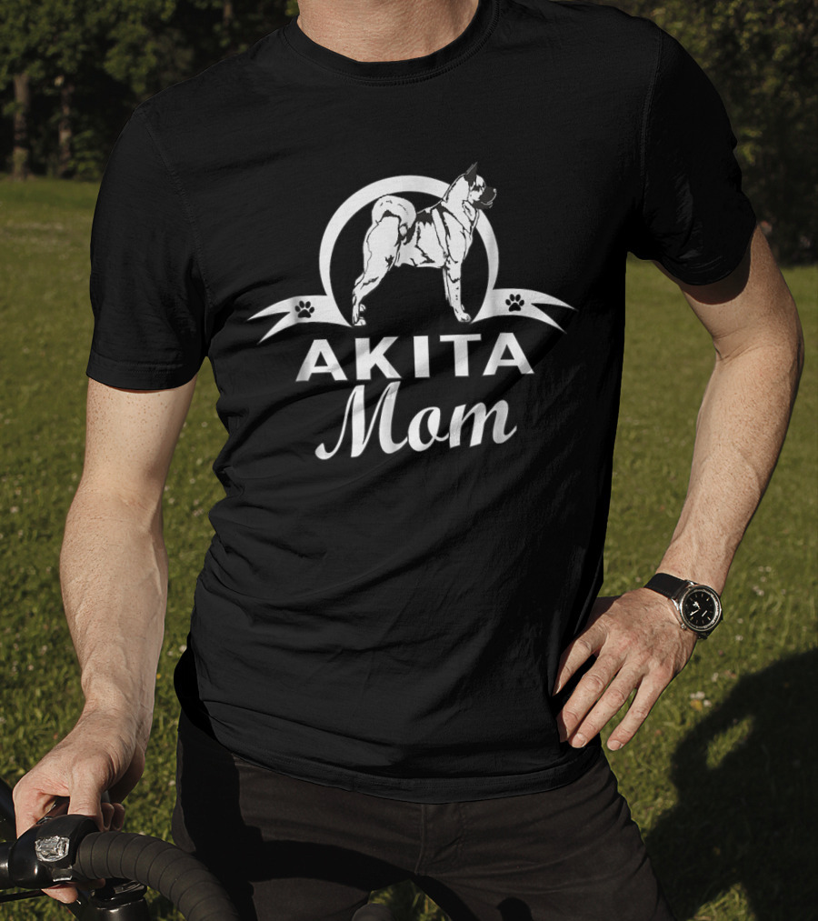 Akita Mom Dog Owner T-Shirt