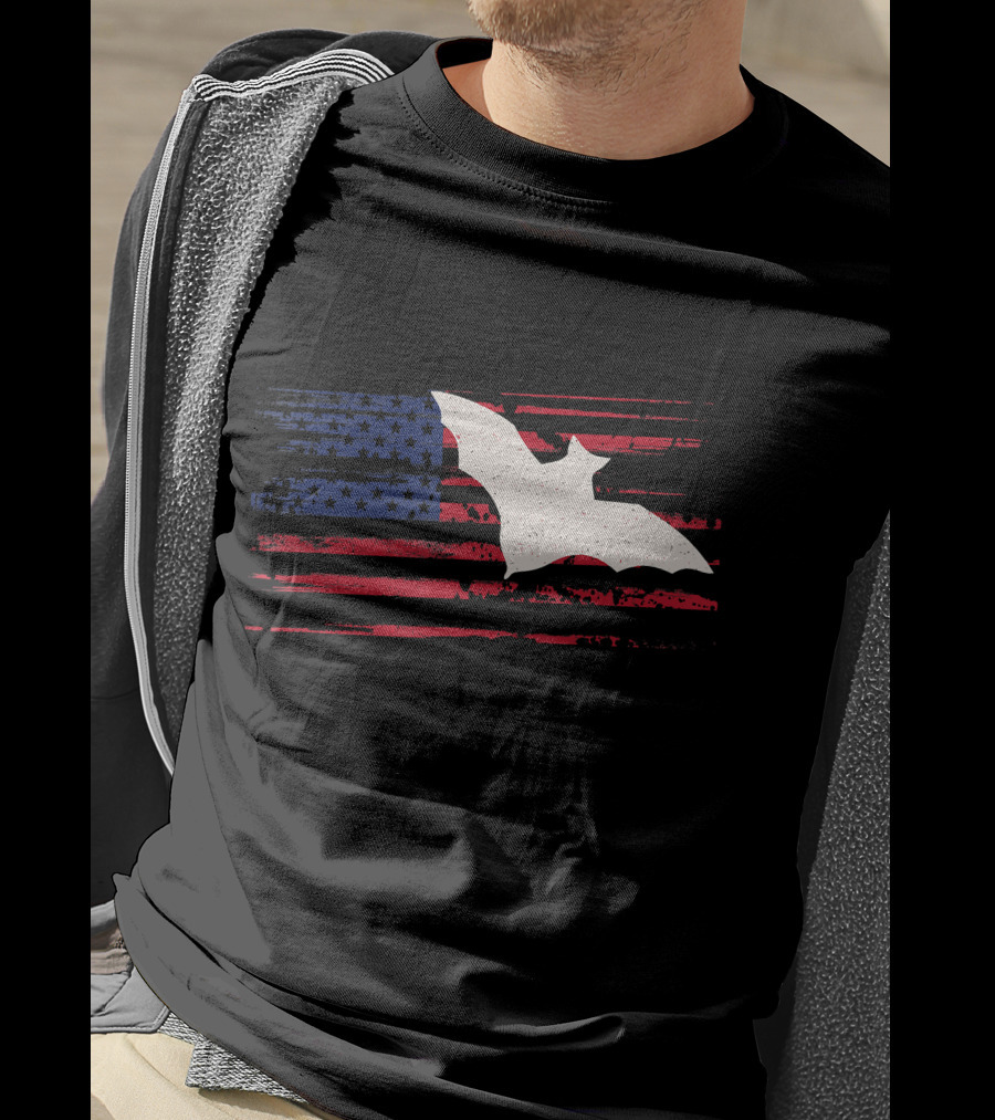 Bat Silhouette US American Flag Stripes And Stars T-Shirt
