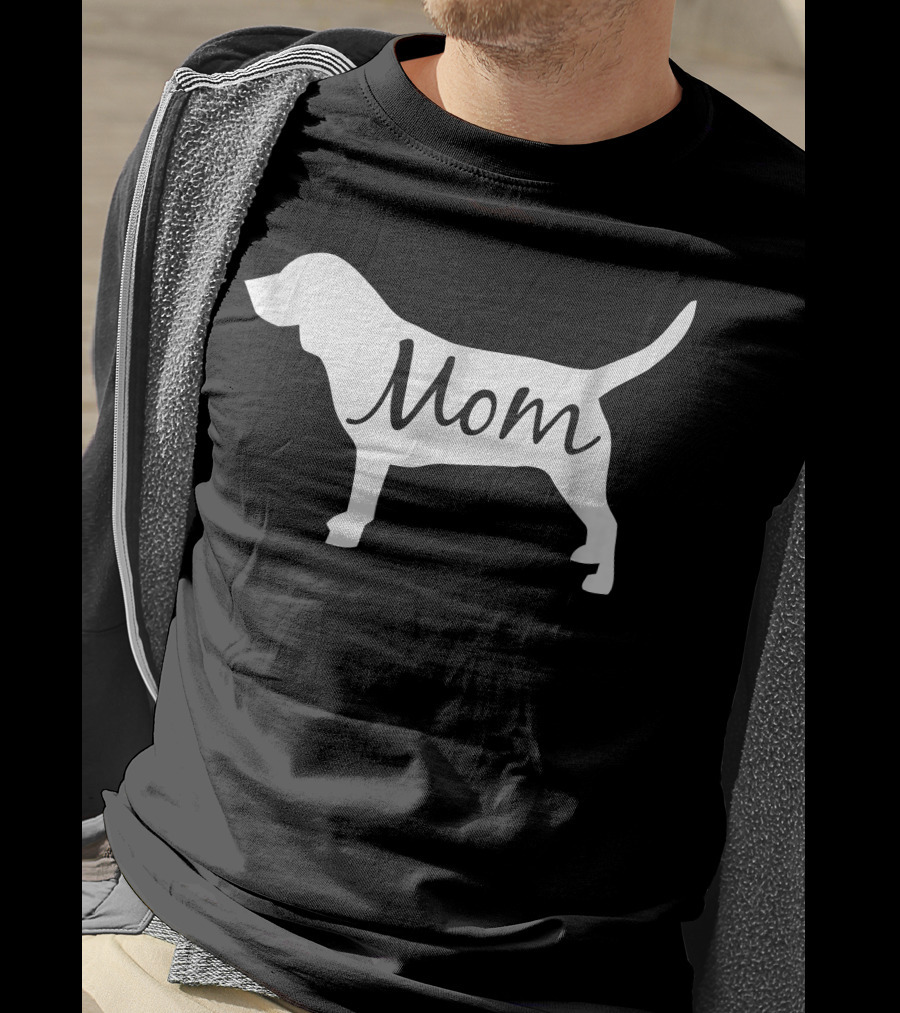 Beagle Silhouette Mom T-Shirt