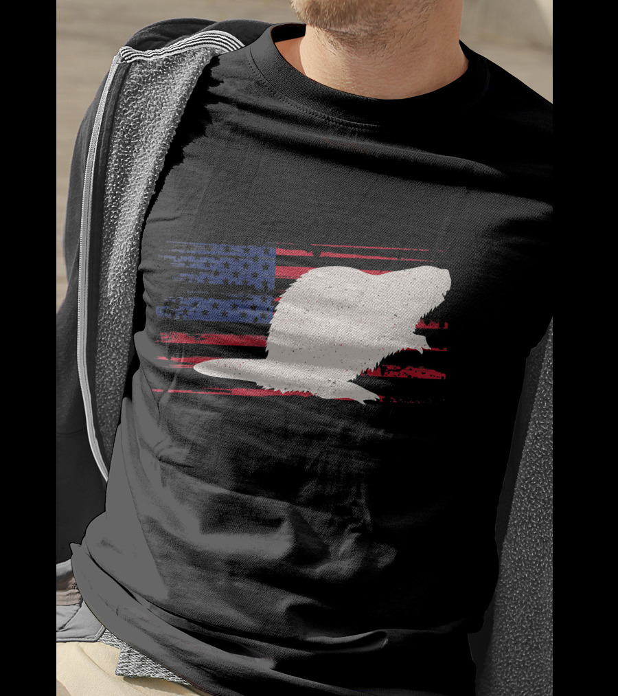 Beaver Silhouette Over Distressed US American Flag Rodent T-Shirt