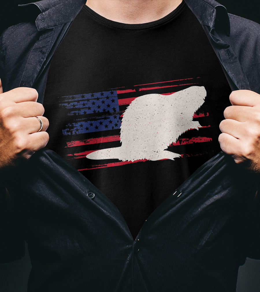 Beaver Silhouette Over Distressed US American Flag Rodent T-Shirt