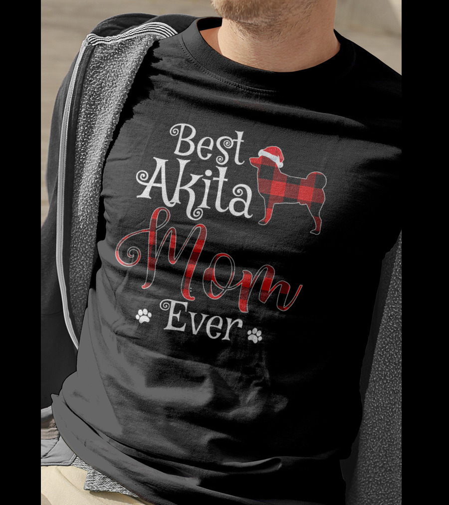 Best Akita Mom Ever Plaid Santa Hat And Paw Prints T-Shirt