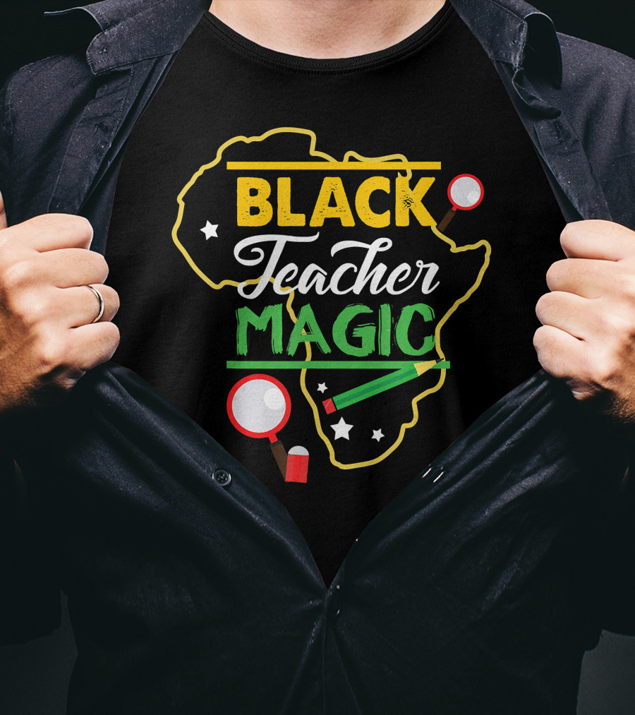 Black Teacher Magic Africa Map Magnifying Glass Pencil Eraser T-Shirt