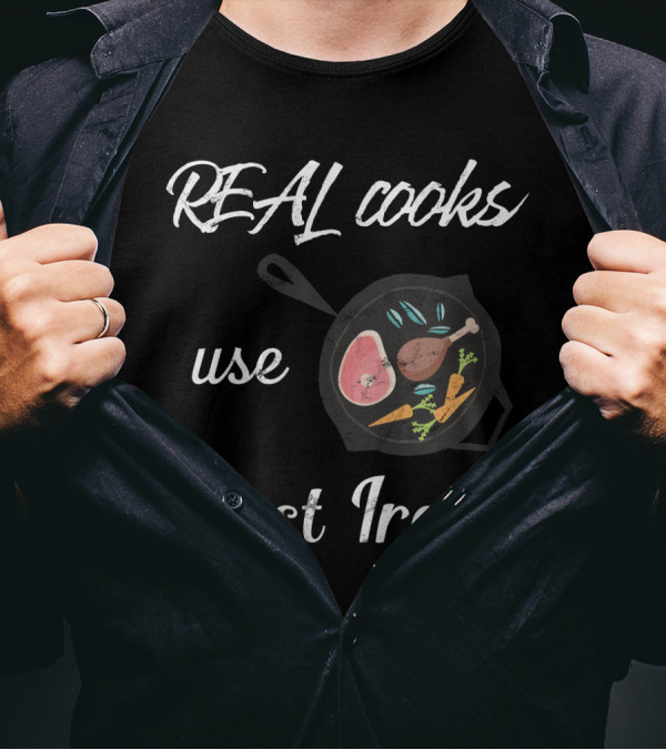 Real Cooks Use Cast Iron Skillet With Meat And Vegetables T-Shirt