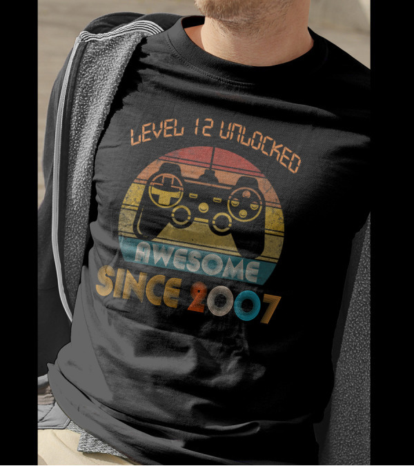 Level 12 Unlocked Awesome Since 2007 Gaming Controller T-Shirt