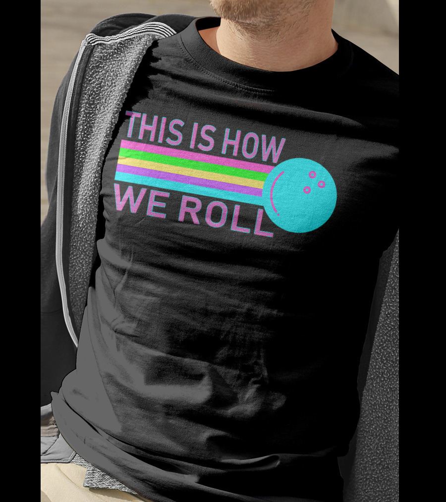 This Is How We Roll Vintage Classic Bowling Retro Bowling Ball Stripes T-Shirt