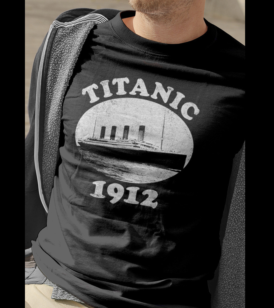 Titanic 1912 Historic Vintage Cru Ocean Liner Classic T-Shirt