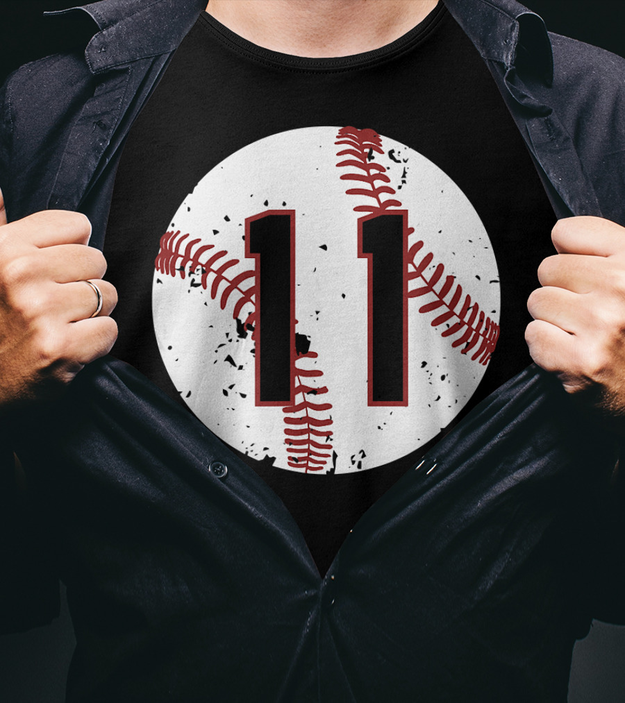 Vintage Baseball Number 11 Cool Softball Circle T-Shirt