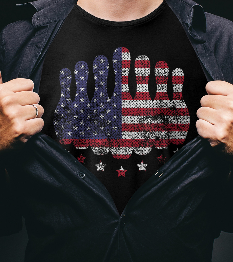 Vintage Patriotic USA Flag Bowling Pins Stars T-Shirt