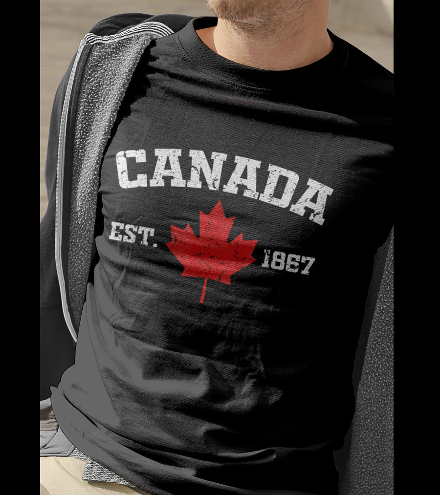 Canada Est. 1867 Vintage Maple Leaf T-Shirt