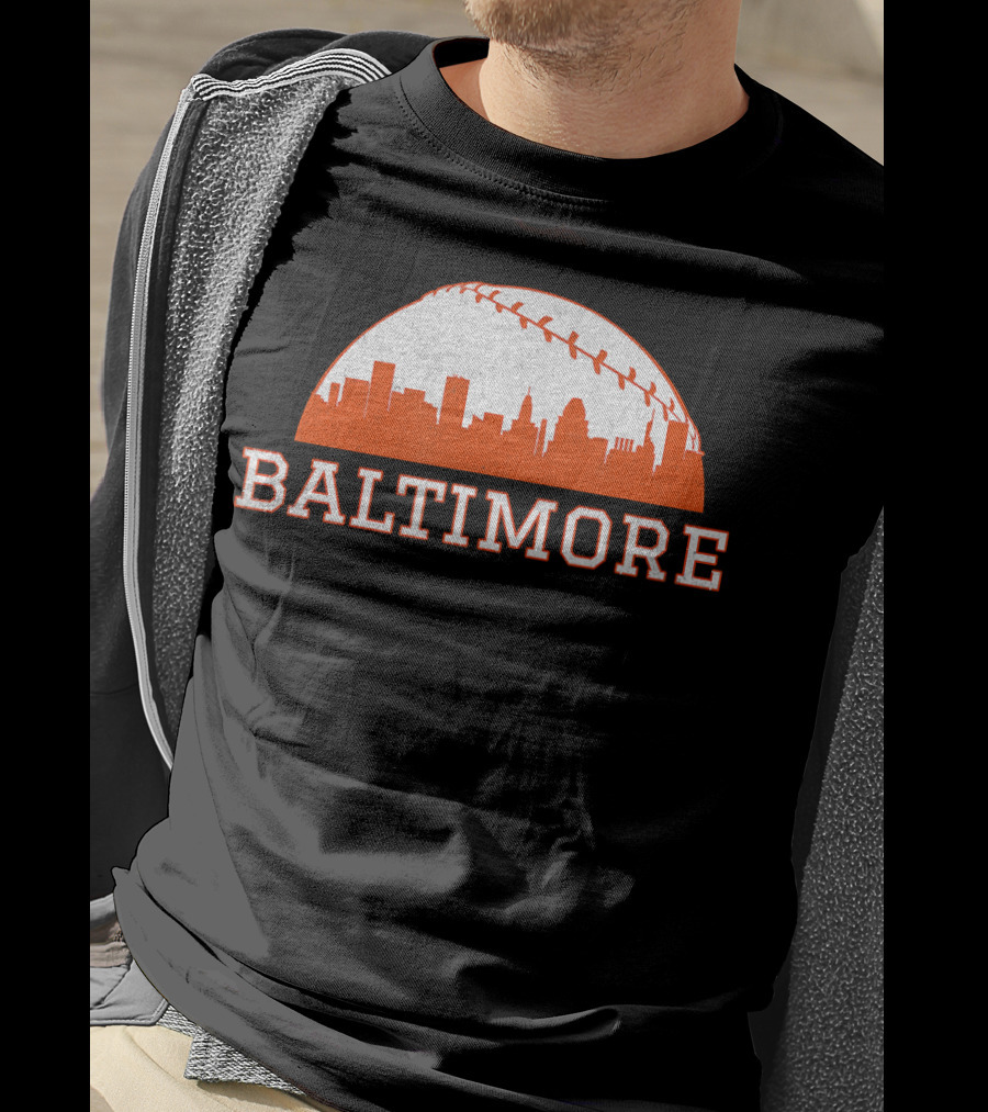 Baltimore Vintage Skyline With Baseball T-Shirt