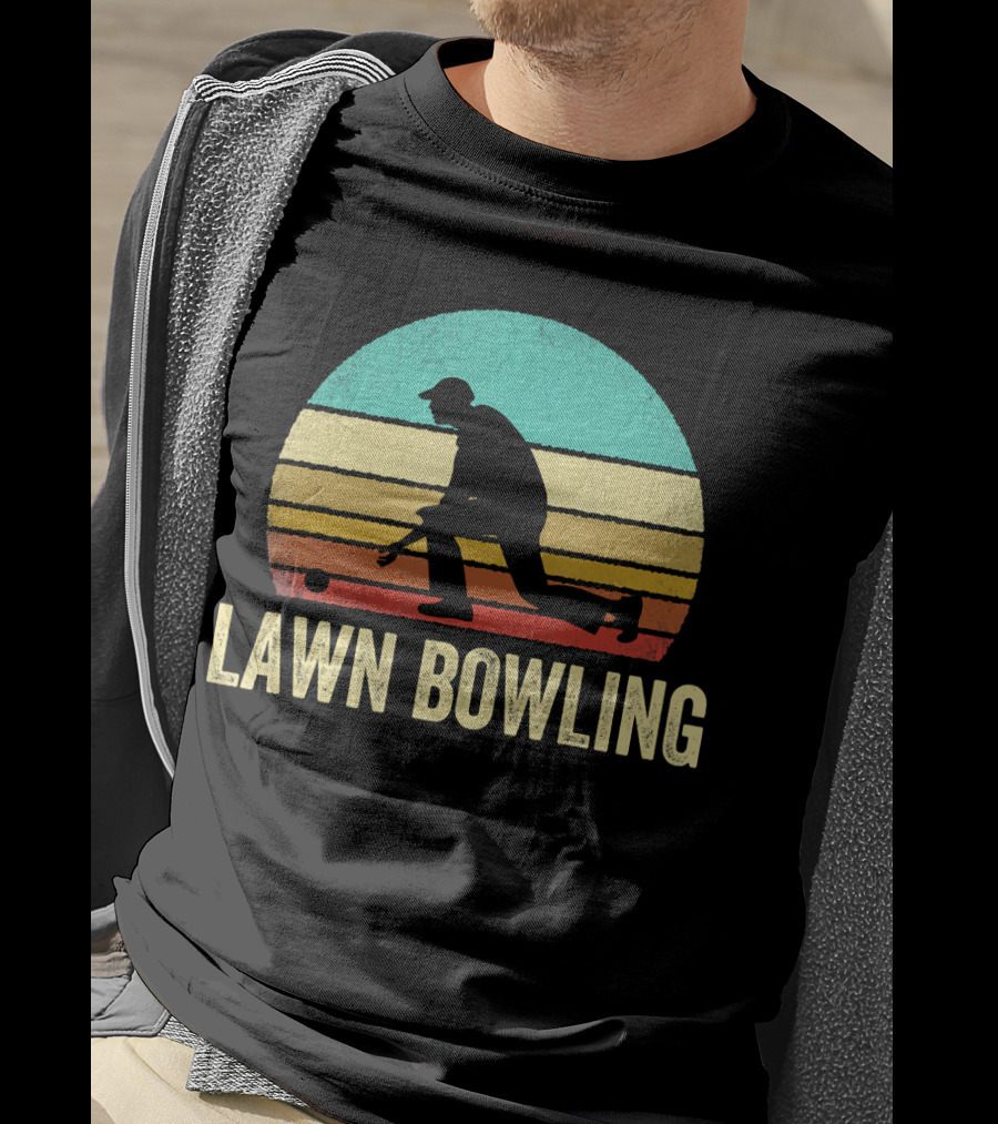 Vintage Lawn Bowling Silhouette At Sunset T-Shirt