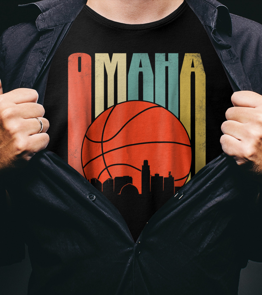 Vintage Omaha Nebraska Basketball Skyline Retro T-Shirt