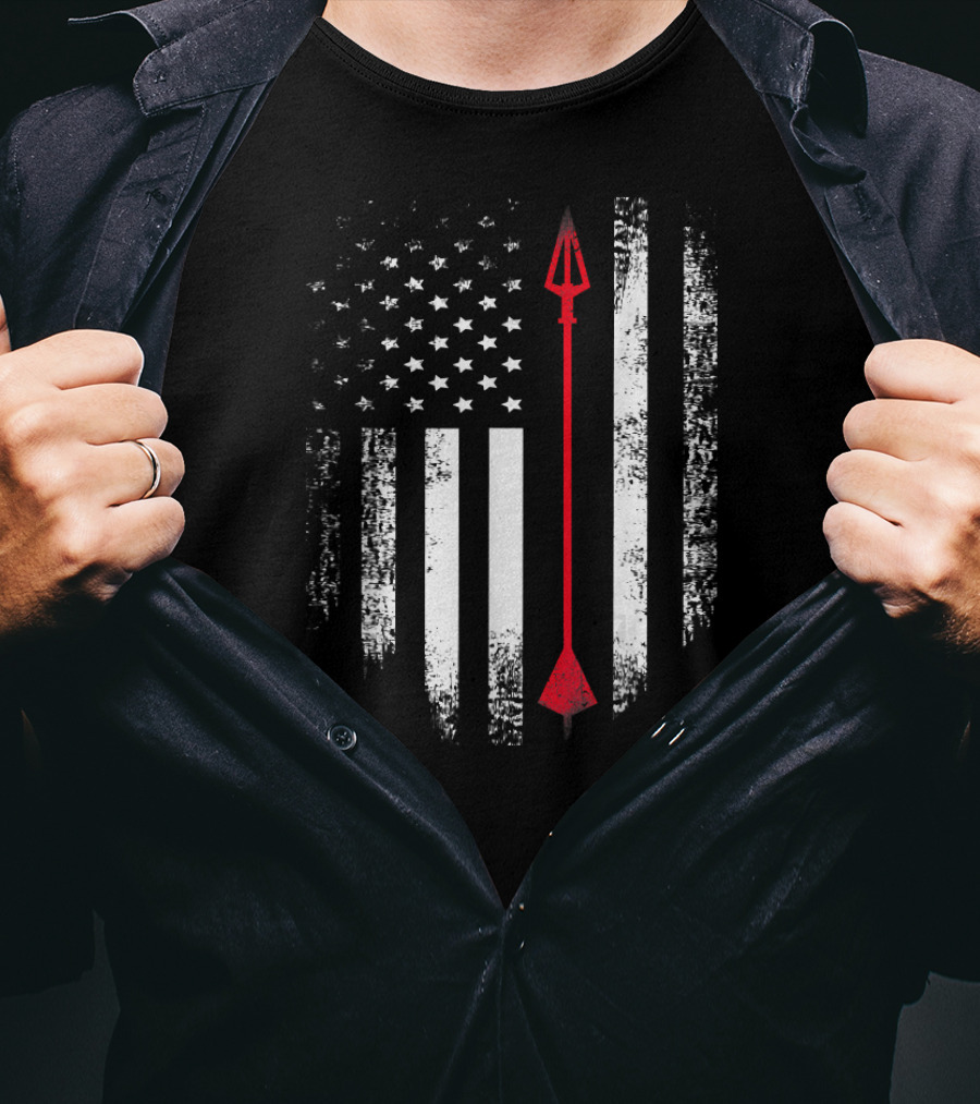 USA Vintage Archery Arrow American Flag T-Shirt