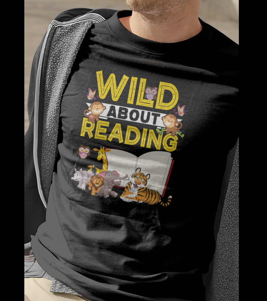Wild About Reading Back To School Jungle Safari Animals Kids Book T-Shirt