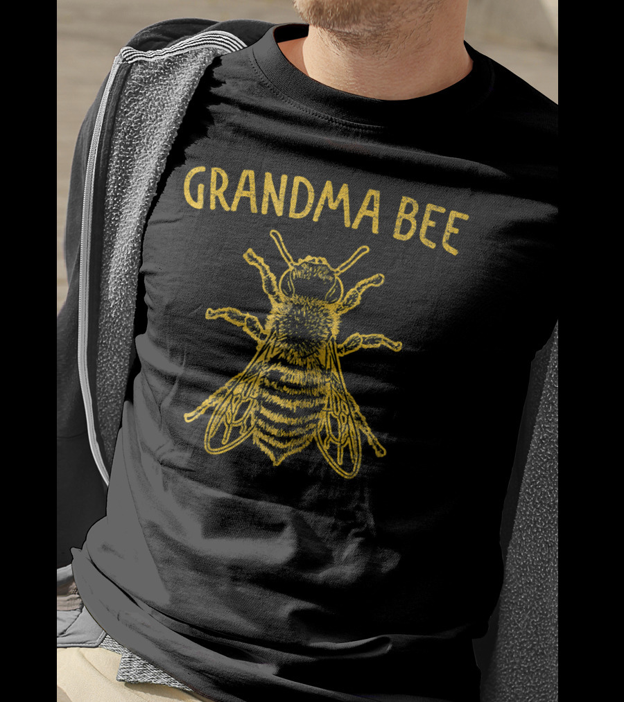 Grandma Bee Keeper Apia T-Shirt