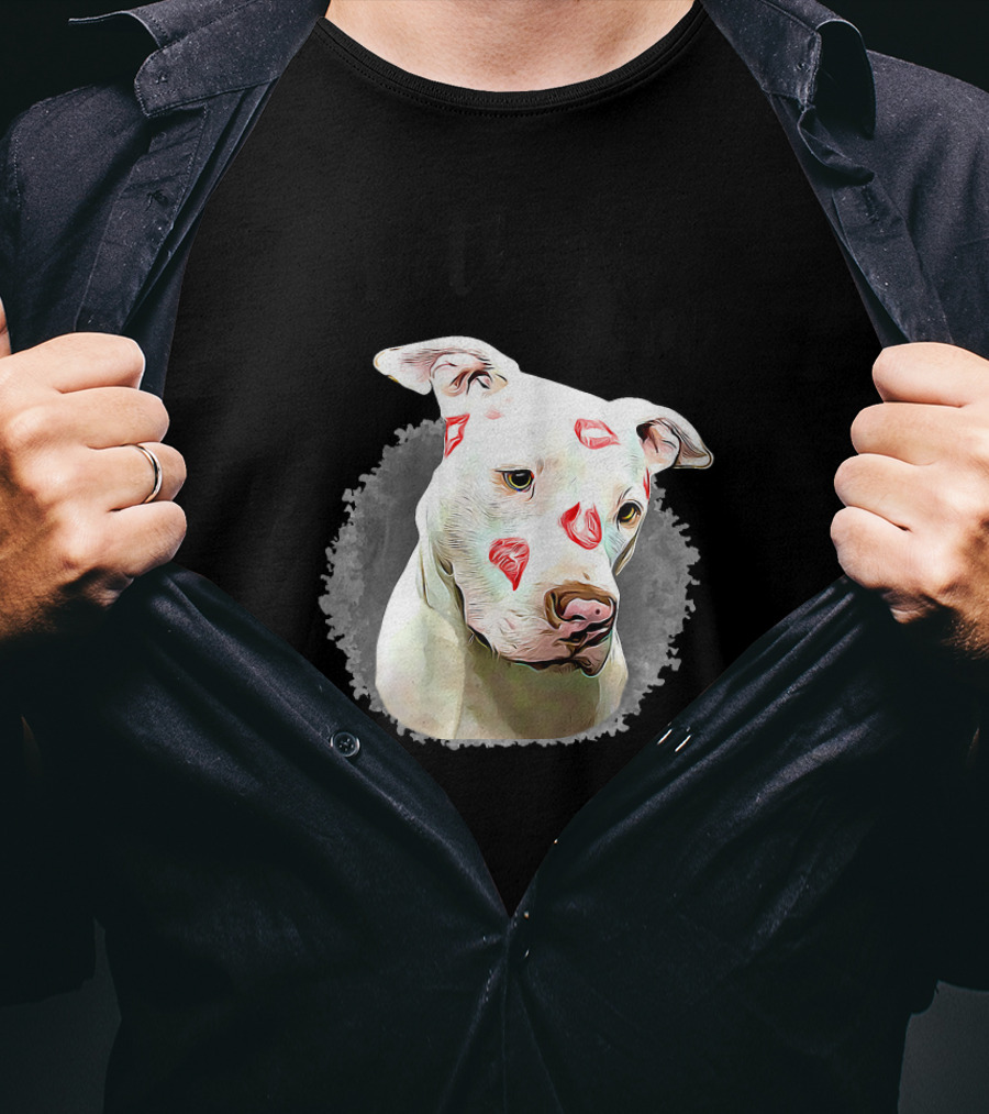 Pitbull Mom With Cute Lipstick Kiss Marks T-Shirt